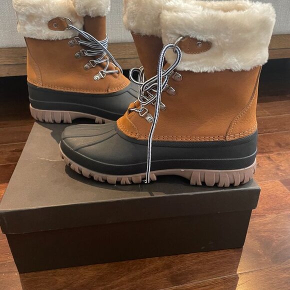 New! JCrew Perfect Winter boots with sherpa - size 9 - Picture 4 of 6